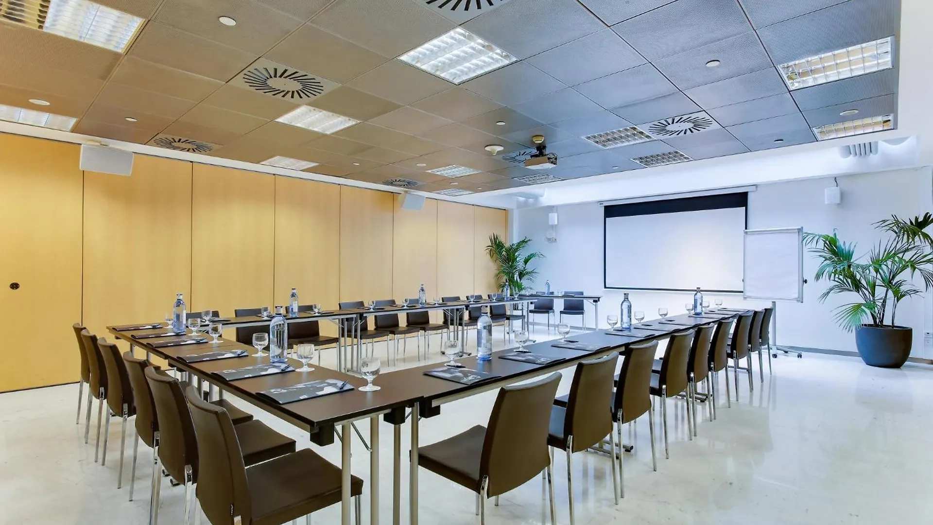 Sercotel Caspe Barcelona 4*,