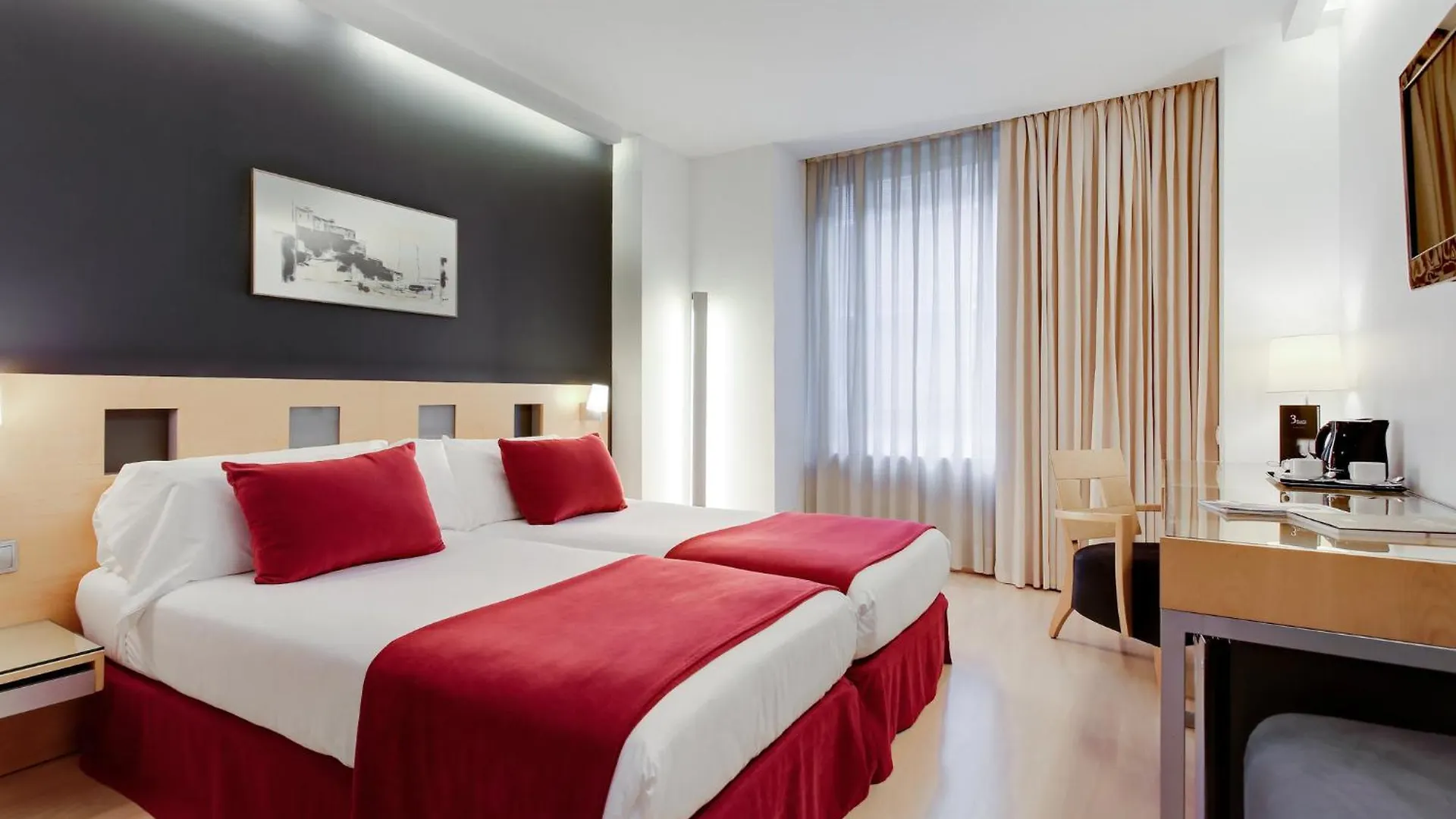 Sercotel Caspe Barcelona 4*,